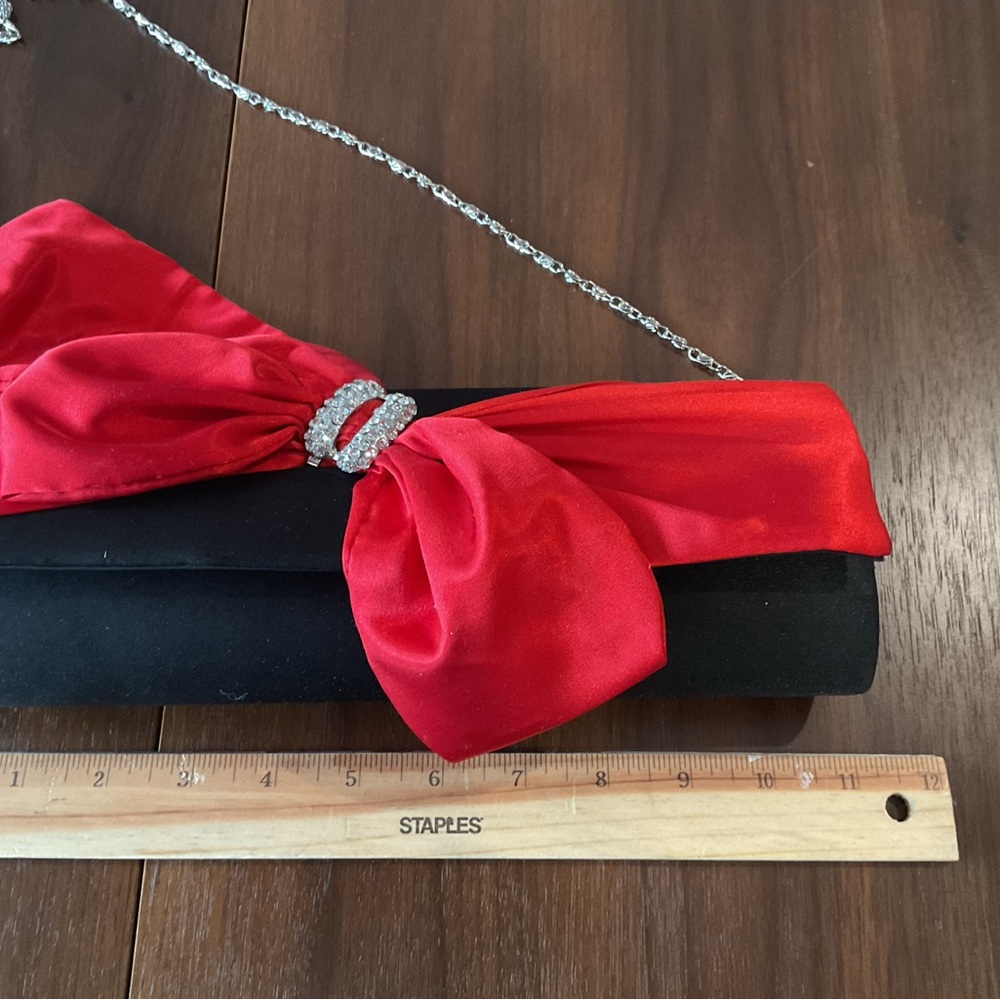 Chic Red and Black Wristlet with Metallic Accent